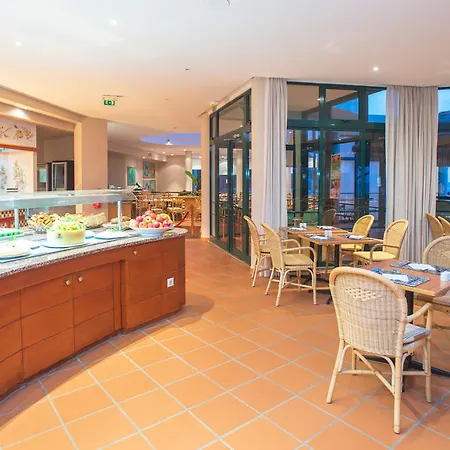 Pestana Ocean Bay 4* Φουνκάλ